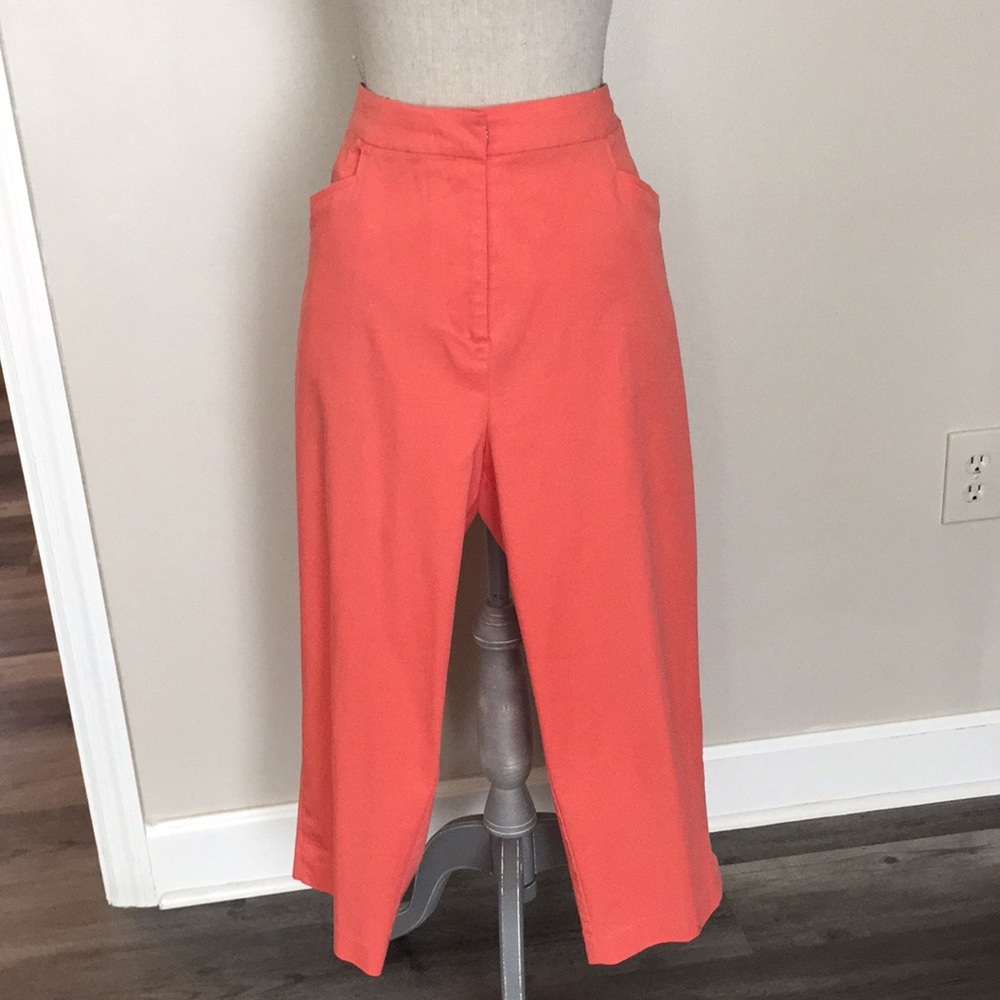 Cantaloupe size 16 capris